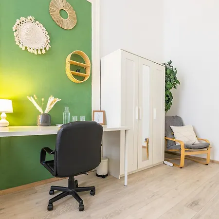 Gellerico At Rakoczi Square *