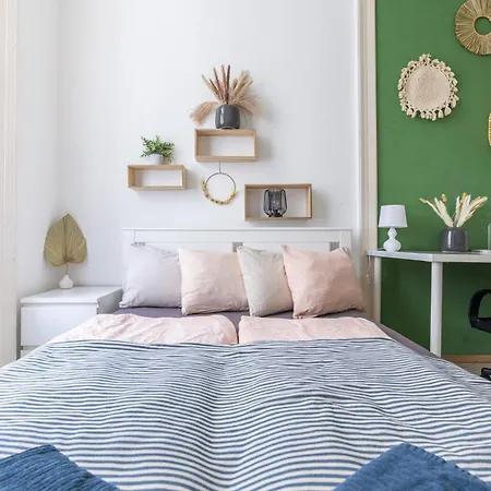 Gellerico At Rakoczi Square