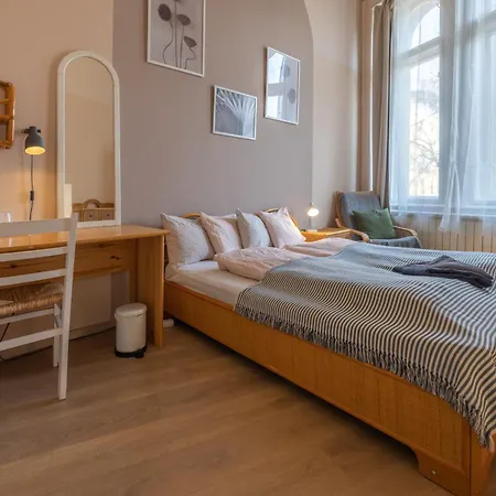 Gellerico At Rakoczi Square * Budapesta